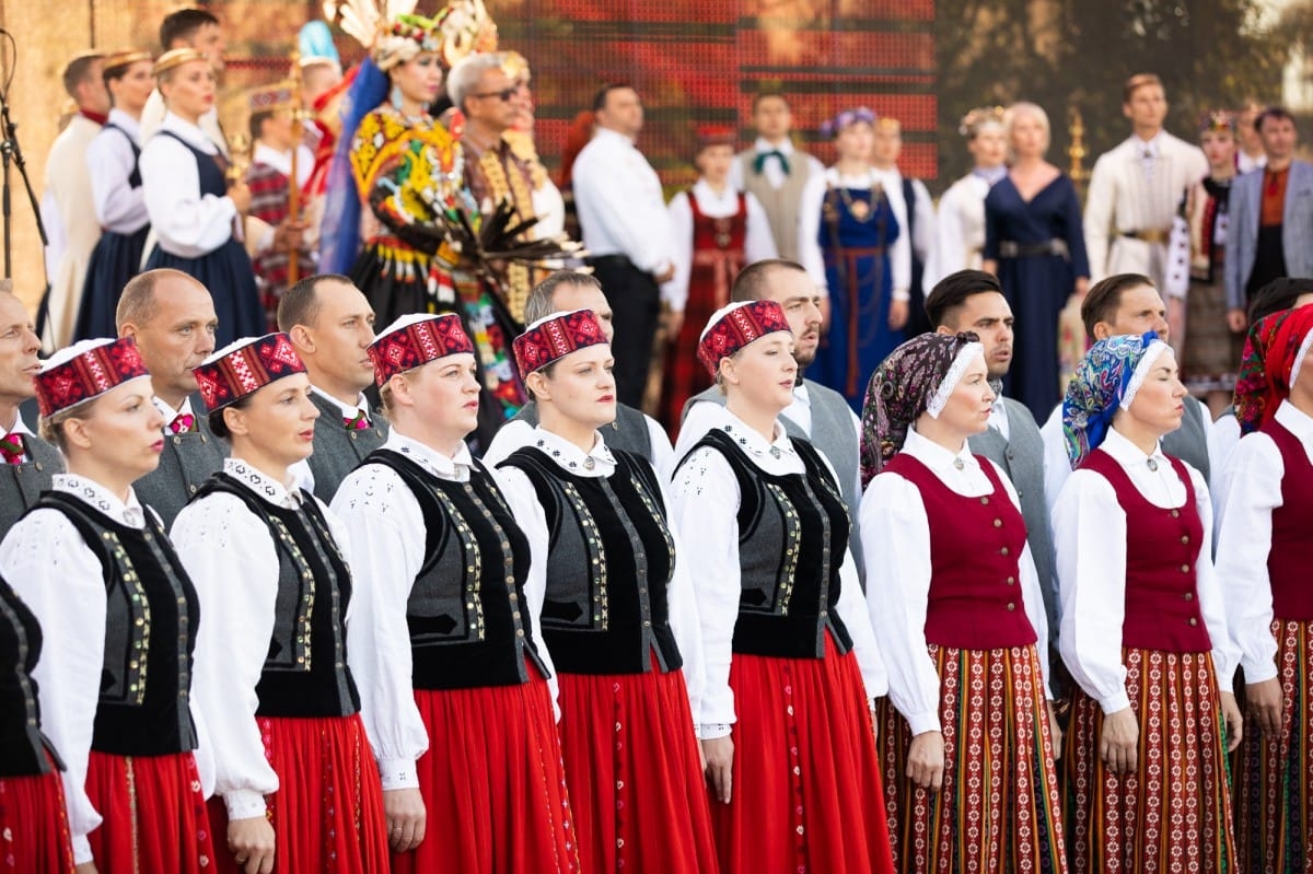 IX Starptautiskā tautas deju festivāla "Sudmaliņas" noslēguma koncerts Liepājā